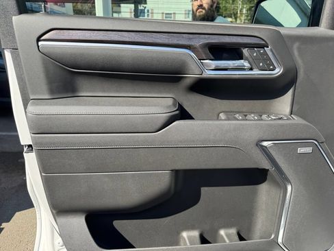 New 2025 Chevrolet Silverado 1500 LTZ AWD/4WD image 18