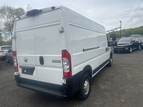 Used 2023 RAM ProMaster 2500 FWD image 9