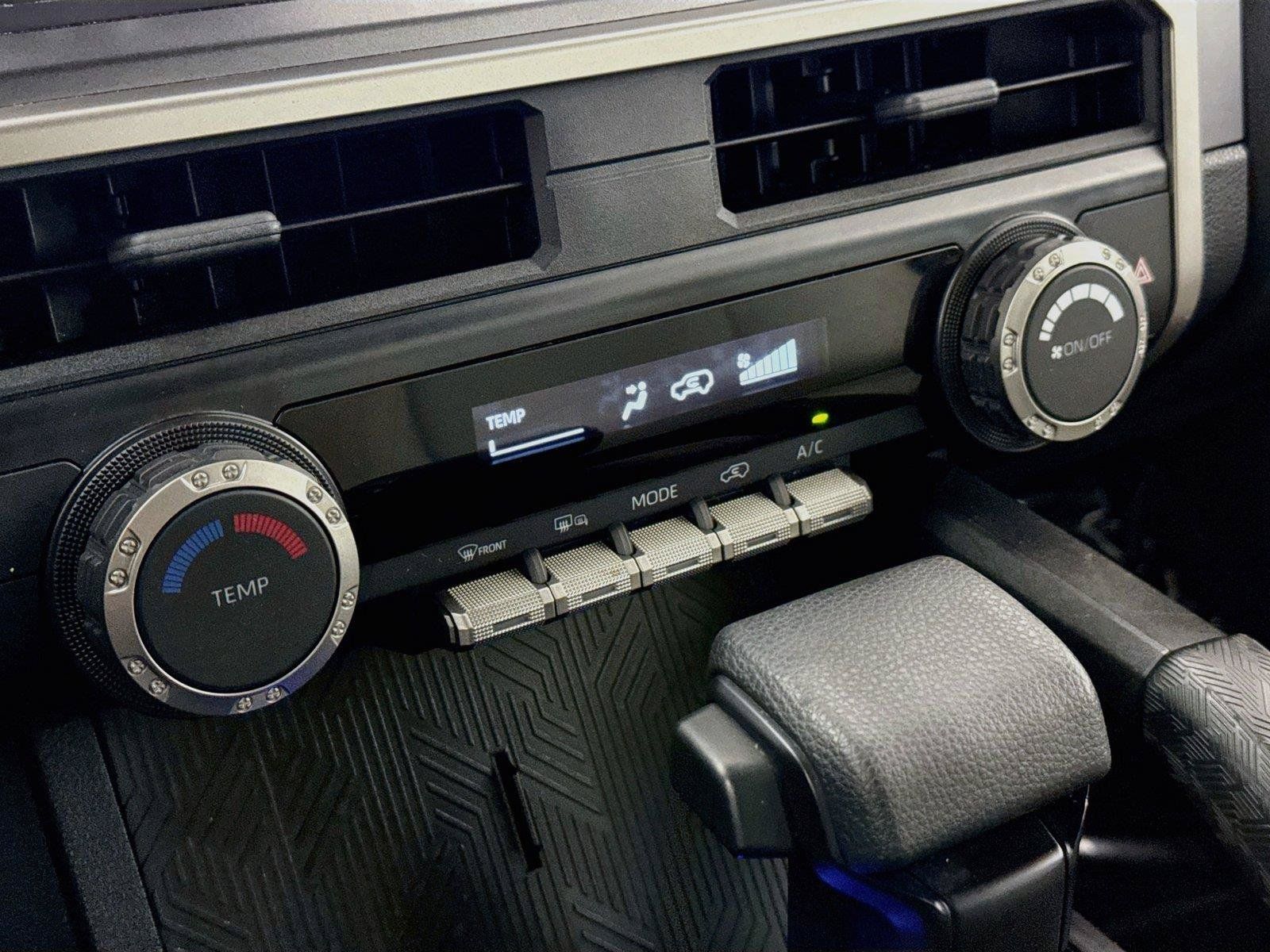 Certified 2025 Toyota 4Runner SR5 AWD/4WD image 24