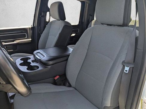 Used 2024 RAM 3500 Big Horn AWD/4WD image 14