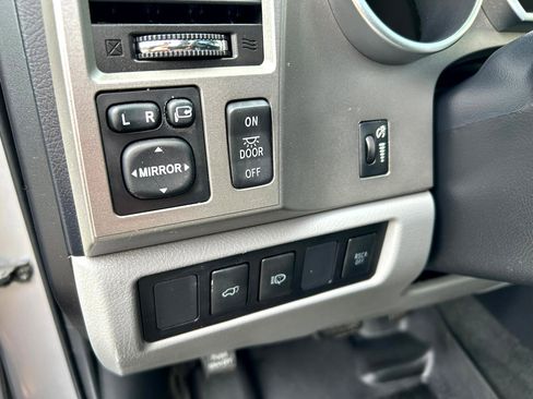 Used 2014 Toyota Sequoia Limited image 10