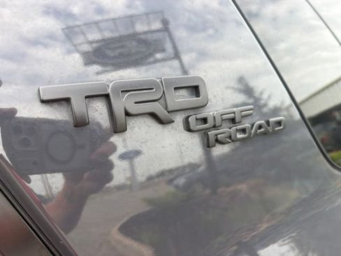 Used 2024 Toyota 4Runner TRD Off-Road Premium AWD/4WD image 5