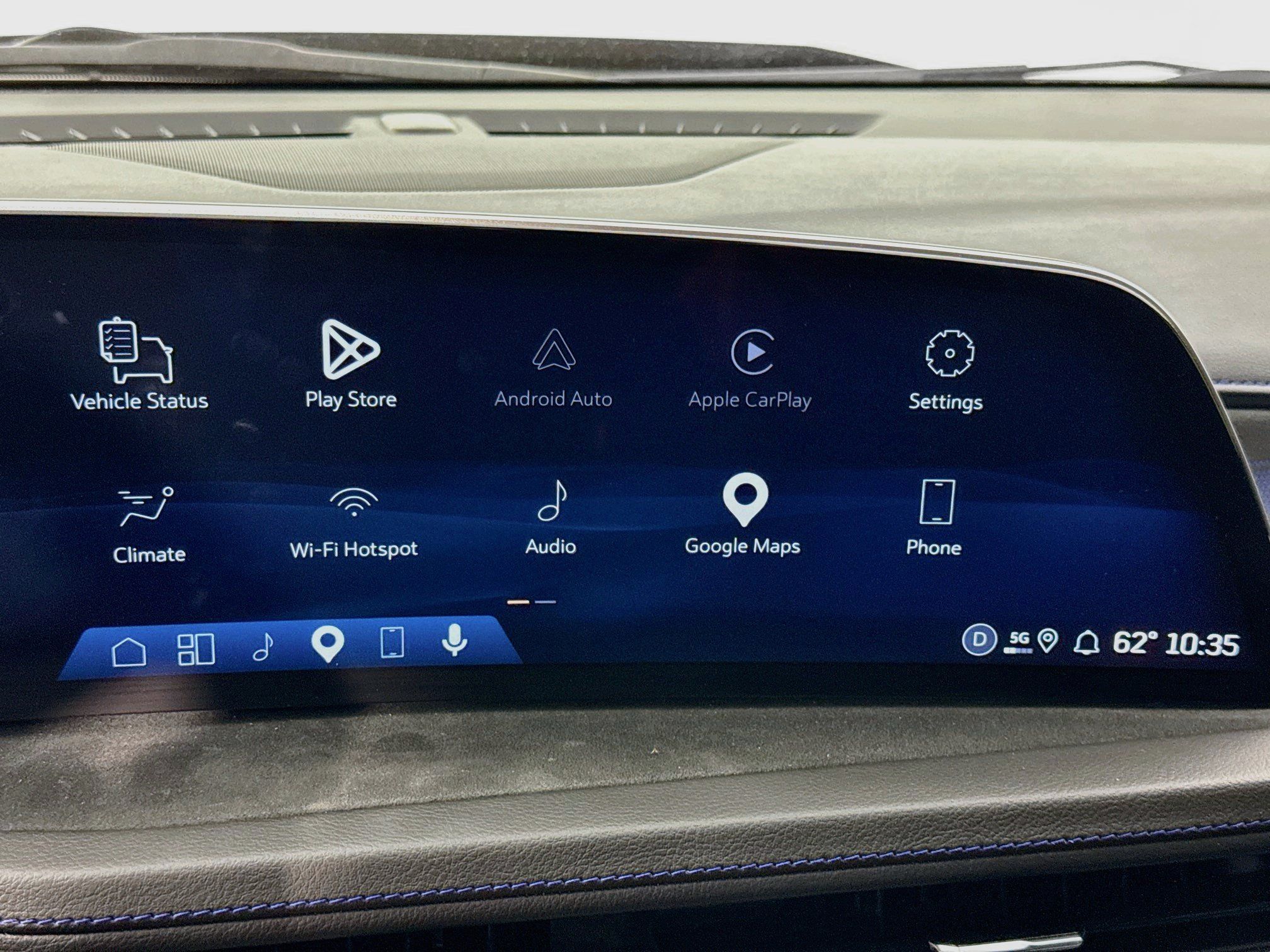 Used 2024 Cadillac XT4 Sport AWD/4WD image 15