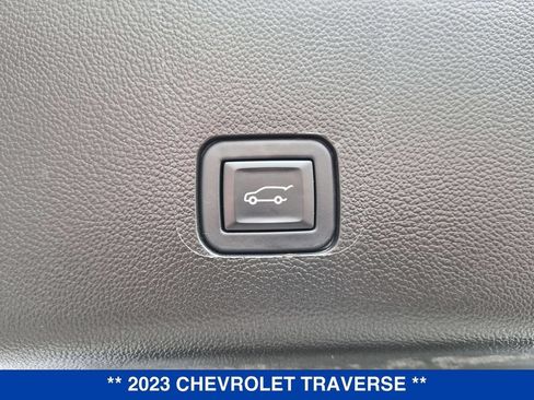 Used 2023 Chevrolet Traverse LT w/ LT Premium Package AWD/4WD image 38