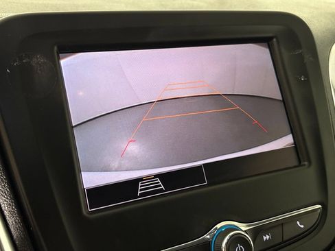 Used 2024 Chevrolet Equinox LT FWD image 25