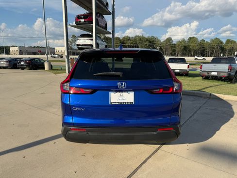 Certified 2024 Honda CR-V EX image 7