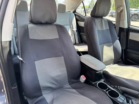 Used 2016 Toyota Corolla LE FWD image 34