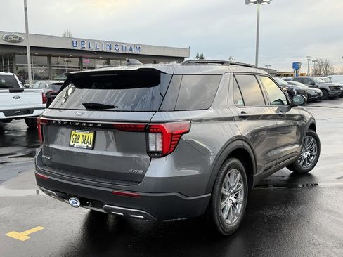 New 2026 Ford Explorer Active w/ Active Comfort Package image 5