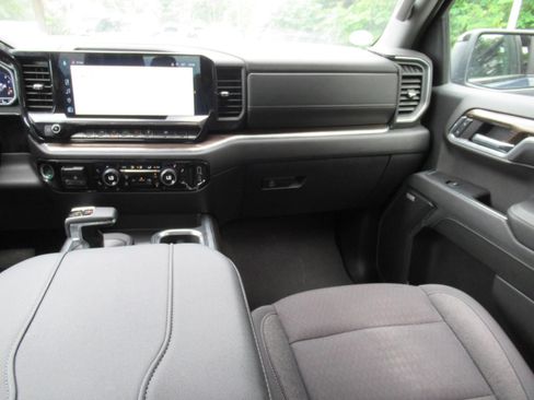 Used 2024 Chevrolet Silverado 1500 RST w/ Convenience Package II AWD/4WD image 14