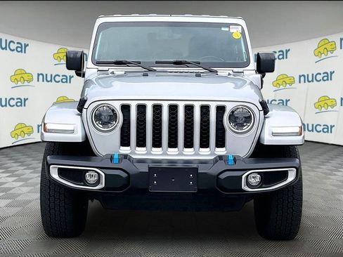 Used 2023 Jeep Wrangler Unlimited Sahara w/ Cold Weather Group AWD/4WD image 2