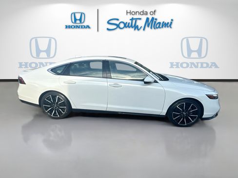 Certified 2023 Honda Accord Touring image 8