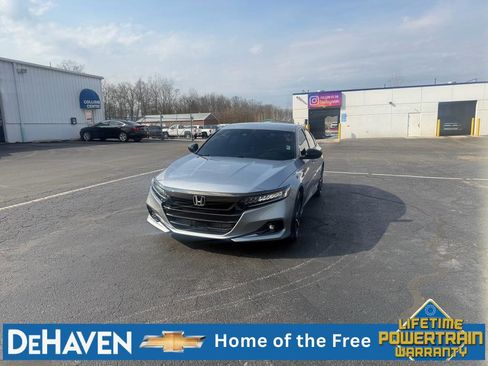 Used 2022 Honda Accord Sport image 1