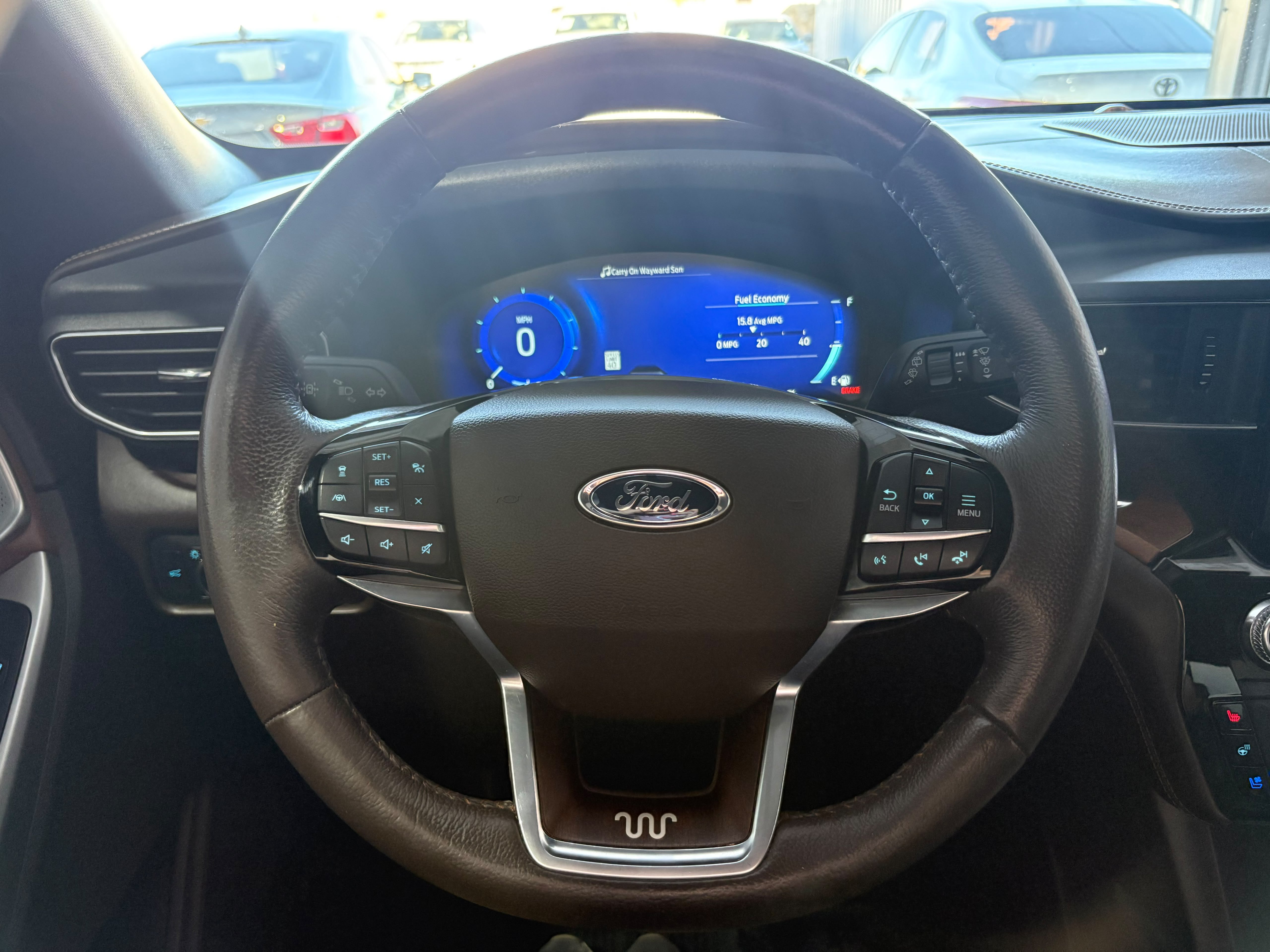 Used 2022 Ford Explorer King Ranch w/ Premium Technology Package AWD/4WD image 23