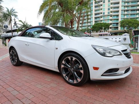 Used 2018 Buick Cascada Premium FWD image 17