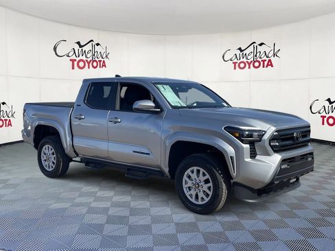 New 2025 Toyota Tacoma SR5 image 3