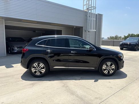 Used 2025 Mercedes-Benz GLA 250 image 4