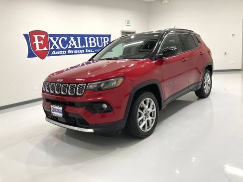 Used 2025 Jeep Compass Limited AWD/4WD image 8