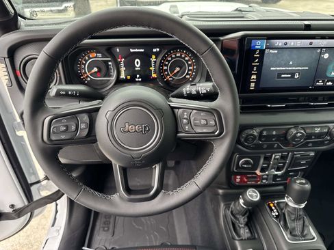 New 2026 Jeep Wrangler Unlimited Rubicon image 37