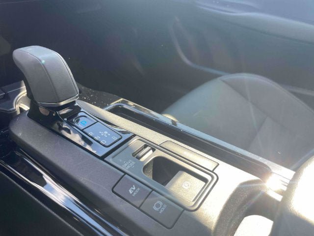 Used 2023 Toyota Prius XLE AWD/4WD image 31