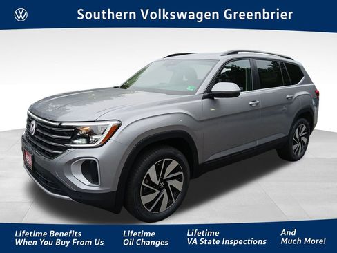 New 2026 Volkswagen Atlas SE FWD image 1