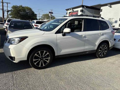 Used 2017 Subaru Forester 2.0XT Premium w/ Popular Package #2A AWD/4WD image 2