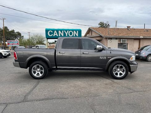 Used 2017 RAM 1500 Laramie image 3