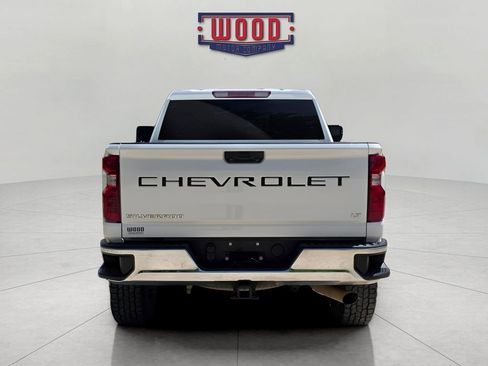 Used 2022 Chevrolet Silverado 2500 LT w/ Z71 Off-Road Package AWD/4WD image 3