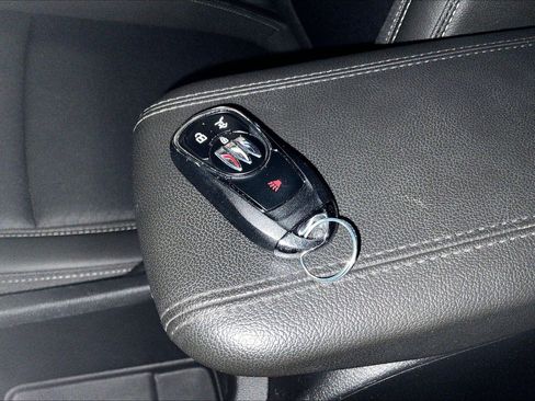 Used 2024 Buick Encore GX Preferred image 34