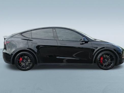 Used 2022 Tesla Model Y Performance AWD/4WD image 10