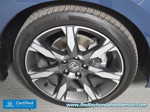 Certified 2025 Honda Civic Sport Touring image 12