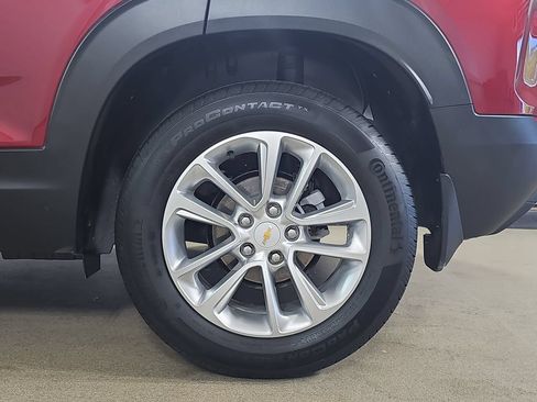 Certified 2025 Chevrolet TrailBlazer LS w/ LS Convenience Package FWD image 37