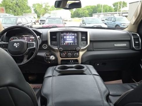 Used 2019 RAM 1500 Laramie w/ Off Road Group AWD/4WD image 23