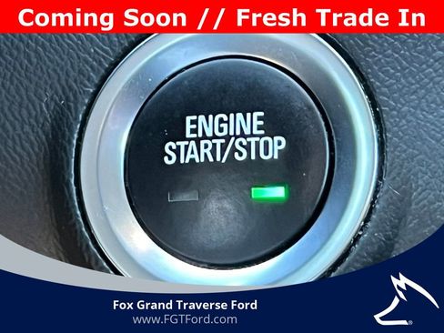 Used 2022 GMC Terrain SLE w/ Driver Convenience Package FWD image 28
