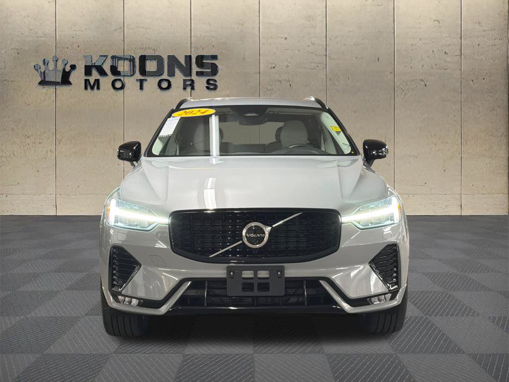 Used 2024 Volvo XC60 B5 Plus w/ Climate Package AWD/4WD image 3