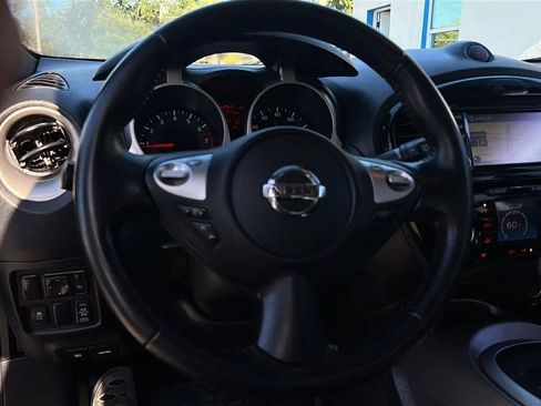Used 2015 Nissan Juke SL AWD/4WD image 39