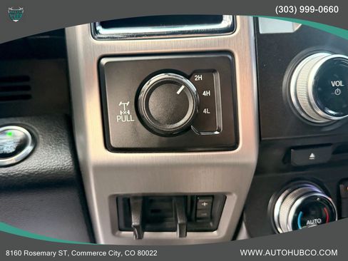 Used 2017 Ford F350 Platinum w/ Platinum Ultimate Package AWD/4WD image 21