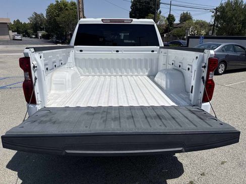 Used 2020 Chevrolet Silverado 1500 LT w/ Convenience Package RWD image 13