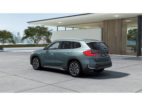 New 2026 BMW X1 xDrive28i w/ Convenience Package image 2