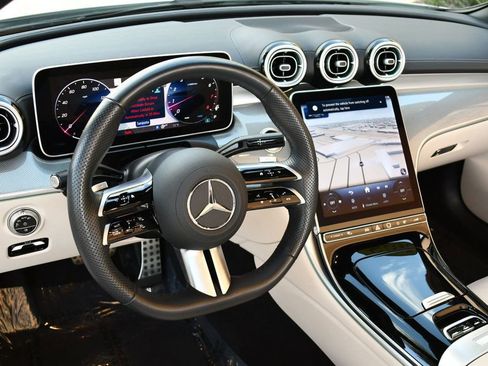 Used 2025 Mercedes-Benz CLE 300 4MATIC Cabriolet image 56