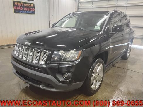Used 2015 Jeep Compass Latitude AWD/4WD image 4