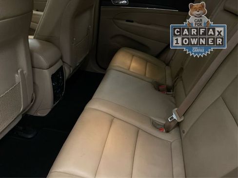Used 2019 Jeep Grand Cherokee Limited AWD/4WD image 11