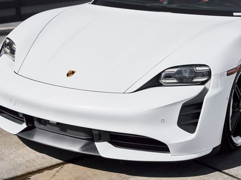 Used 2020 Porsche Taycan Turbo AWD/4WD image 6