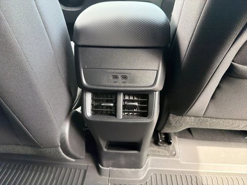 New 2026 Chevrolet Equinox LT w/ Safety and Technology Package FWD image 28