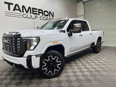Used 2026 GMC Sierra 2500 Denali Ultimate AWD/4WD image 2