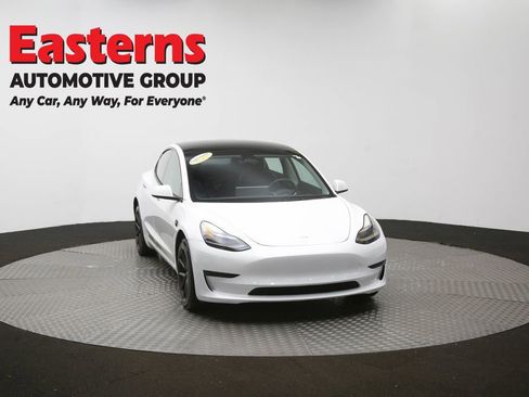 Used 2023 Tesla Model 3 Standard Range image 48