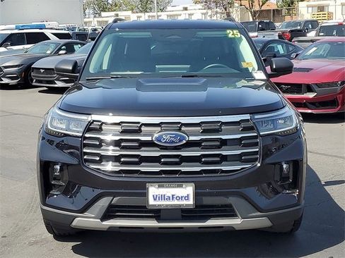 Used 2025 Ford Explorer Active w/ Active Comfort Package image 21