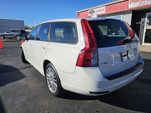 Used 2010 Volvo V50 2.4i image 9