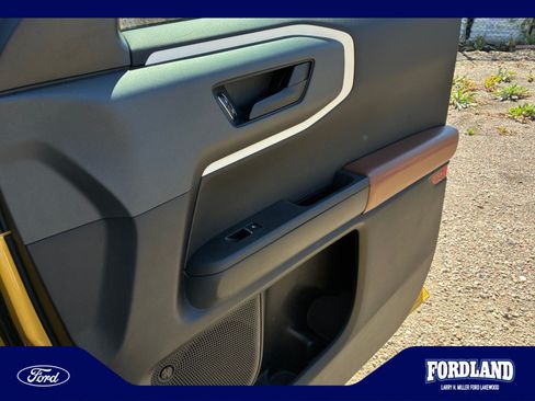 Used 2023 Ford Bronco Sport Heritage Limited AWD/4WD image 16