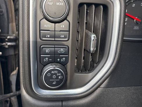 Used 2021 Chevrolet Silverado 1500 High Country w/ Z71 Off-Road Package image 28