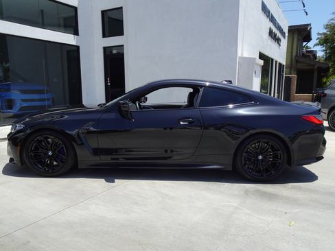 Used 2021 BMW M4 Competition w/ Executive Package RWD image 3
